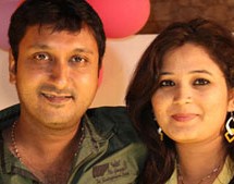 Hemant Madhukar Wife goes all against Veena Malik