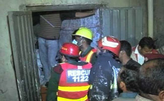 Laborer killed,10 injured in boiler blast