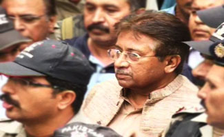 Pakistan's Musharraf at court for first 'treason' hearing