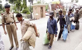 India to release 21 Pakistani prisoners