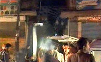 Ministers, political leaders condemn Karachi, Peshawar blasts