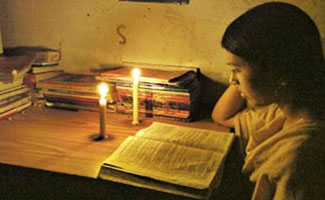 Prolonged load-shedding irks people in Punjab