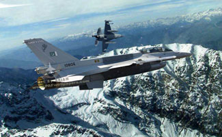 At least 40 killed as Pakistan bombs Taliban hideouts