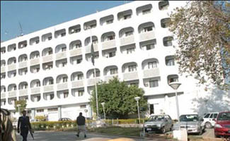 Pakistan expresses concern over capturing of its fishermen by India