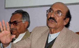 CM takes notice of killing of 7 people in Shikarpur District