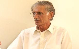 KPK govt is committed to promote education in province: Khattak