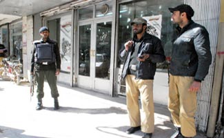 Quetta police arrest three bike lifters
