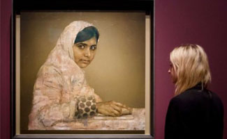 Malala to donate portrait proceeds for Nigerian girls