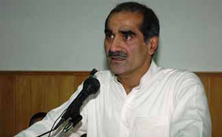 Imran following politics of non-issues: Saad
