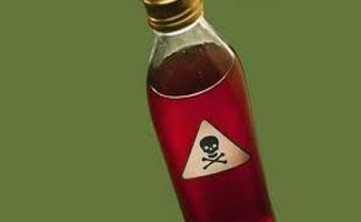 Mother poisons three kids in Faisalabad, girl dies