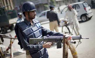 Shujat lauds security forces in foiling bid of terrorism