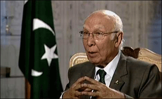 Sartaj Aziz represents Pakistan at Global Summit being held in London