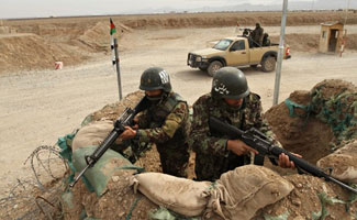 Afghan border attack kills two soldiers in Pakistan