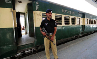 PR Police IG distributes Eid gifts