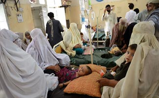 Doctors from Karachi leave to serve IDPs in Bannu, surrounding areas