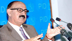 Imran Khan inflexible attitude not good in democracy: Irfan Siddiqui