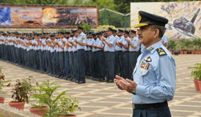 Wreath laying at grave of Rashid Minhas Shaheed