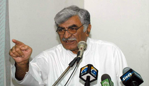Asfandyar Wali says no one can get PM's resignation