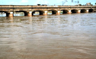 Water level rising in Chenab, Ravi, Jhelum rivers: spokesman
