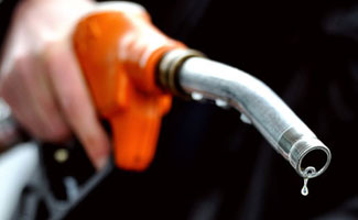 Commuters demand cut in fuel prices
