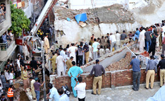 Death toll in Pakistan mosque collapse rises to 24: officials