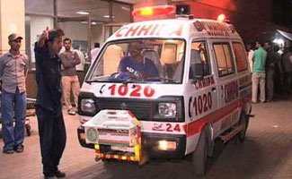 Karachi violence claims three lives