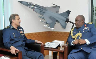 Nigerian Air Forces Chief arrive on official visit