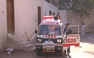 Woman among four shot dead in Karachi