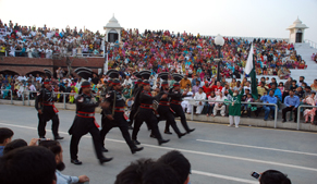 Wagha Border resounds with Pakistan Zindabad