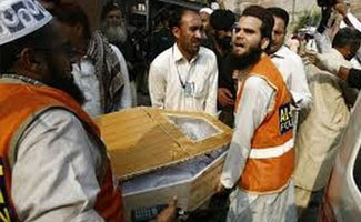 27 dead in wave of militant attacks