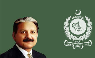 Justice Raza Khan takes oath as new CEC