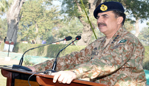 COAS hold meetings with Afghan president, ISAF commander