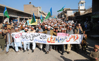 JI organizes protest rally against blasphemous sketches