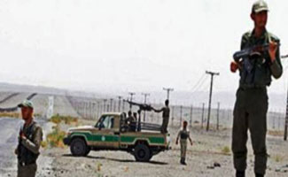 Iran hands over 27 deportees to Pakistan