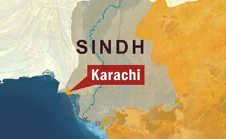 Karachi road accident injures six policemen
