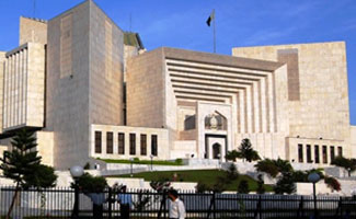 Sale on winter stuff attracts people in capital