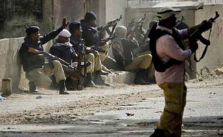 Lyari: Clash with police kills 5 criminals