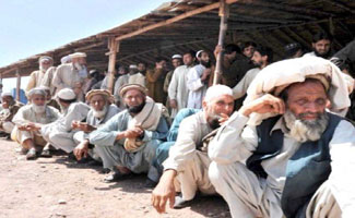 IDPs' return kicks off with 200 families leave for South Waziristan