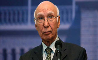 D-8 Secretary General calls on Sartaj Aziz