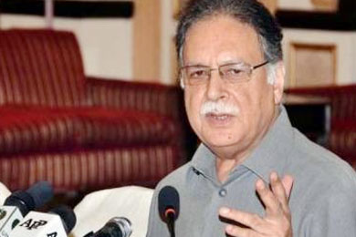 Pervaiz Rashid strongly condemns Karachi terrorist attack