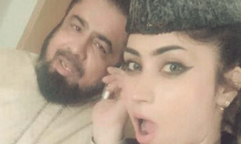 Ruet-e-Hilal Committee's membership of Mufti Qavi suspended