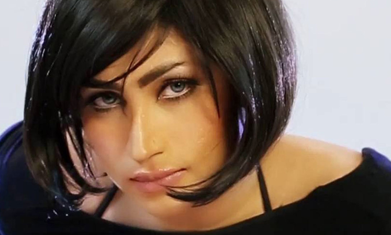 Mum says Qandeel Baloch slain by brother over taunts