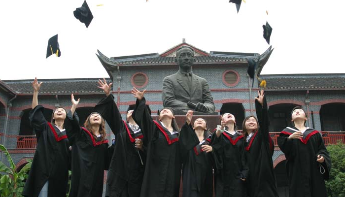 China may increase number of scholarships