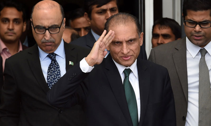 Pakistan calls Indian HC; conveys serious concern over IOK