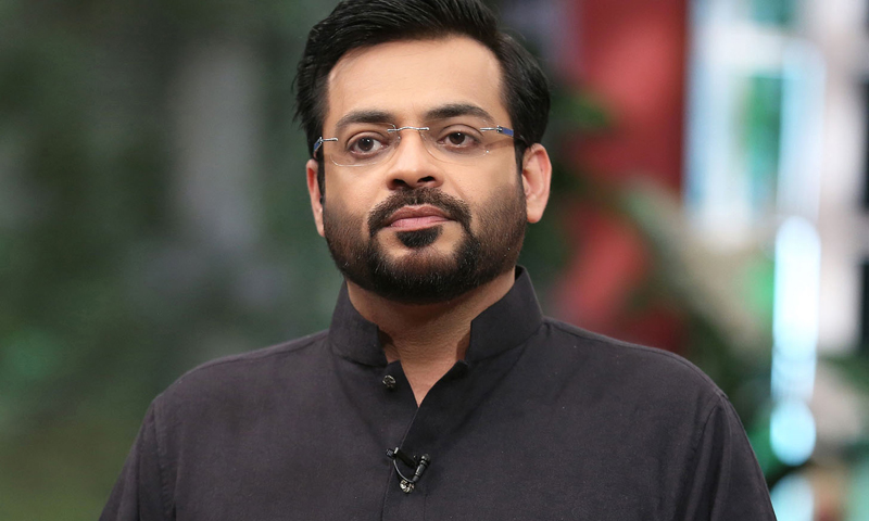 Aamir Liaquat quits MQM
