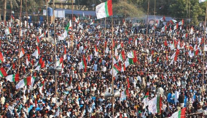 Altaf Hussain: government decides to send evidence to UK