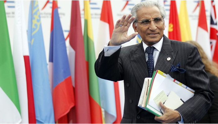 Fatemi for frequent Pak-Iran exchanges of think tanks