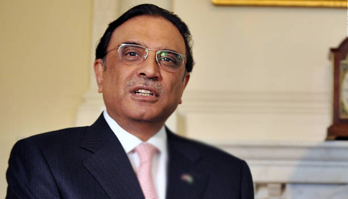 Zardari seeks to step up pressure on government