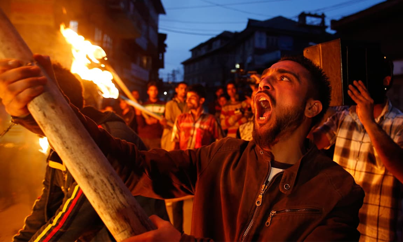 Pak urged int'l community to raise voice for occupied Kashmir
