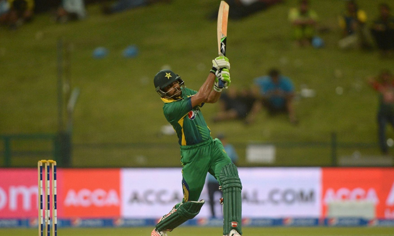 Pakistan bat against England in 4th ODI